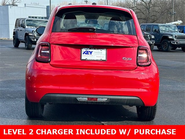 New 2024 FIAT 500 e (RED) image 7