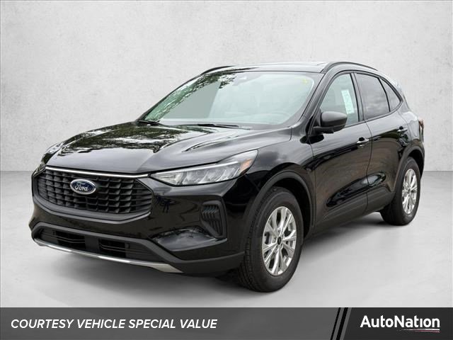 New 2025 Ford Escape Active w/ Cold Weather Package image 1