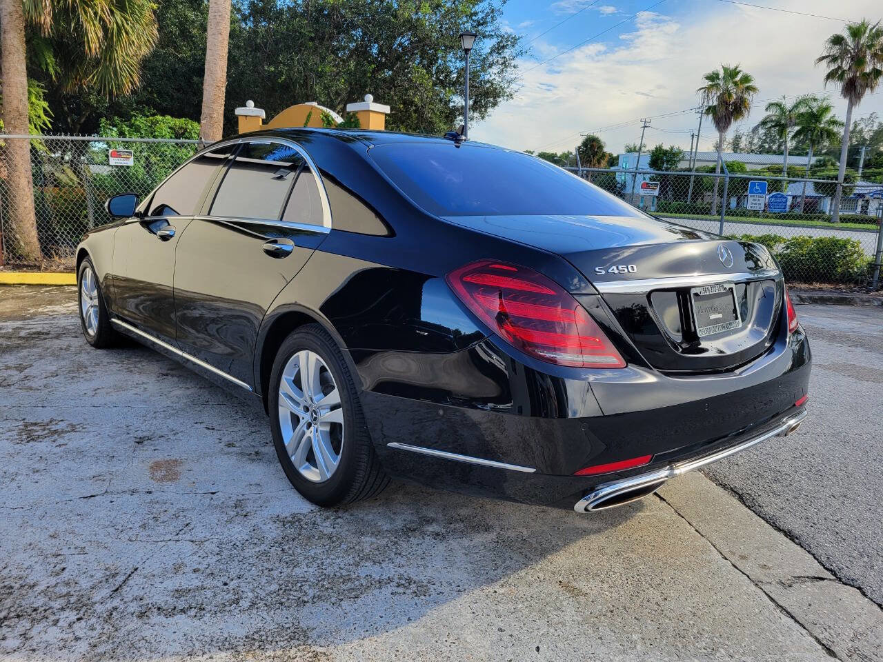 Used 2019 Mercedes-Benz S 450 Sedan image 10
