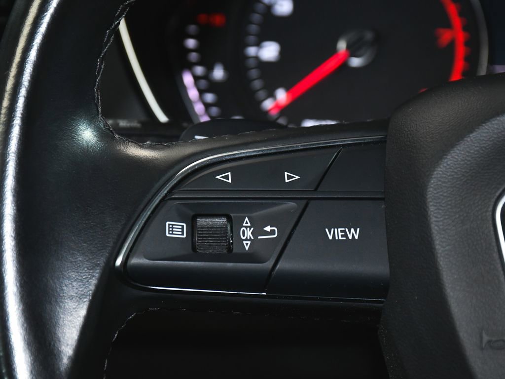 Used 2023 Audi Q5 2.0T Premium w/ Convenience Package AWD/4WD image 32