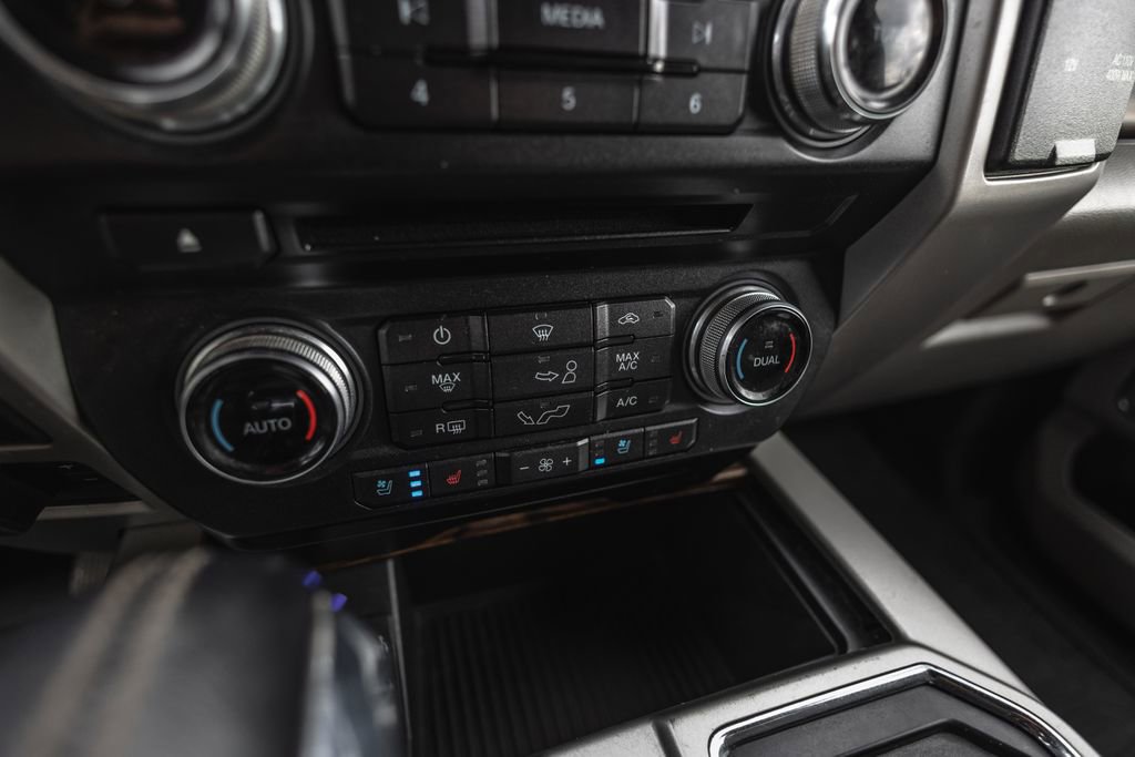Used 2018 Ford F150 Lariat w/ Equipment Group 501A Mid AWD/4WD image 16