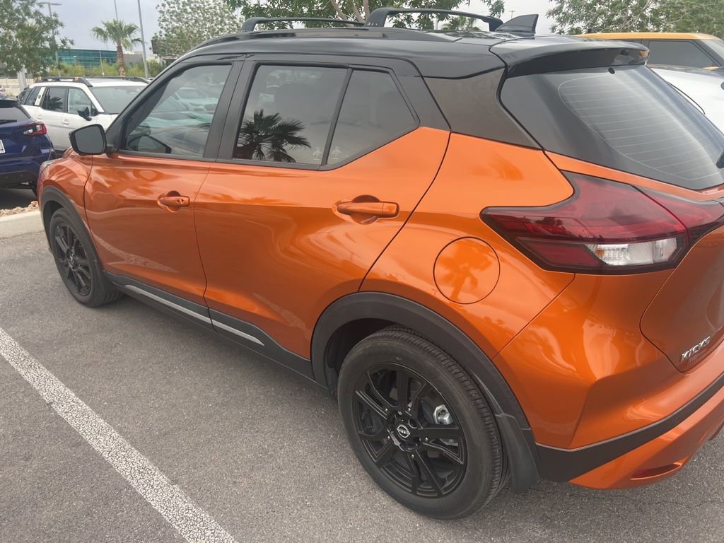Used 2023 Nissan Kicks SR w/ SR Premium Package image 11