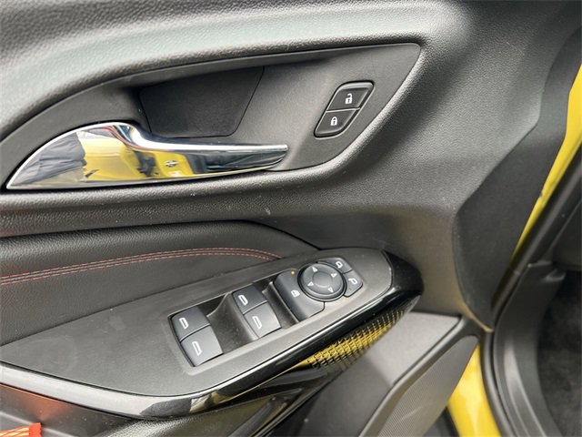 Used 2024 Chevrolet Trax RS w/ Sunroof Package image 14