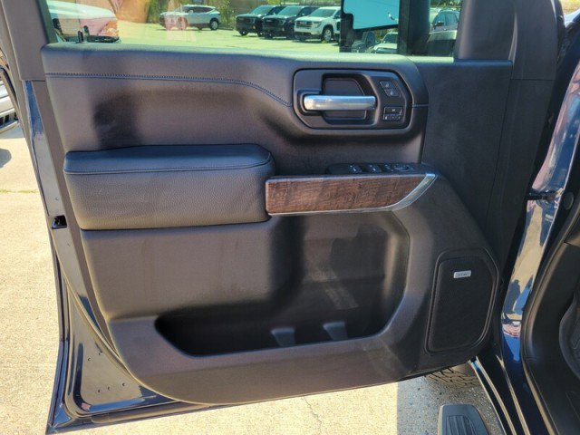 Used 2021 GMC Sierra 2500 Denali w/ Denali Ultimate Package image 24