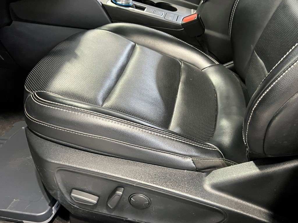 Used 2020 Ford Escape SEL image 22