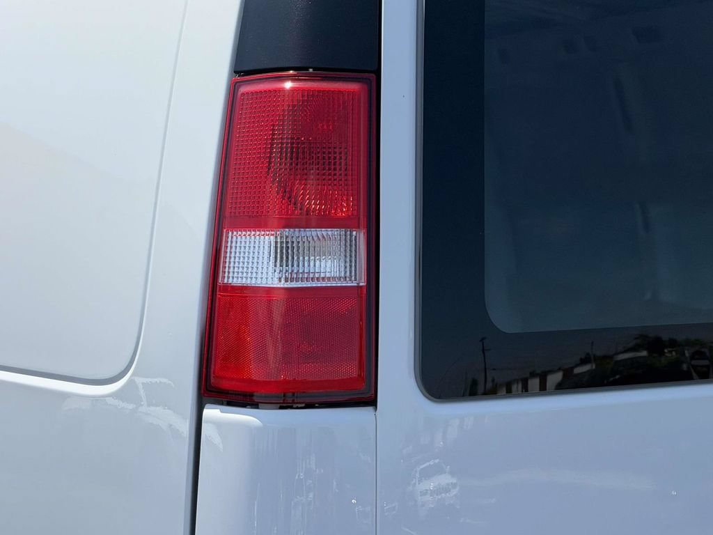 Used 2025 Chevrolet Express 2500 w/ Driver Convenience Package RWD image 13