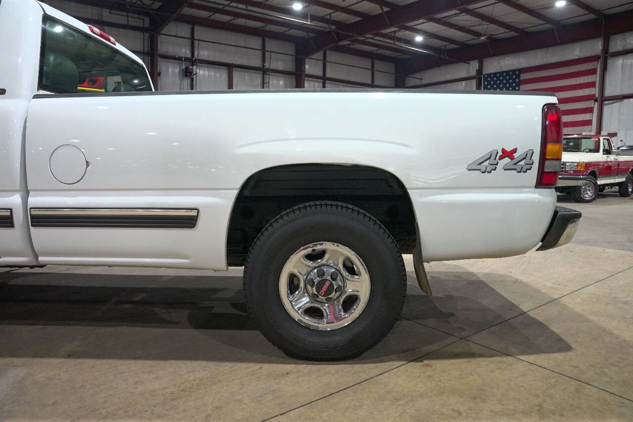 Used 2000 Chevrolet Silverado 1500 LS 2dr 4WD Standard Cab LB w/ Exterior Appearance Pkg image 5