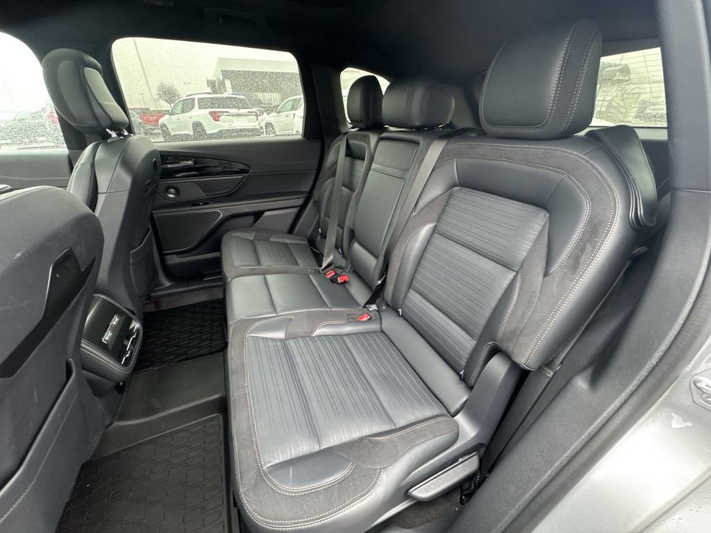 Used 2024 Lincoln Nautilus Reserve w/ Equipment Group 202A image 26