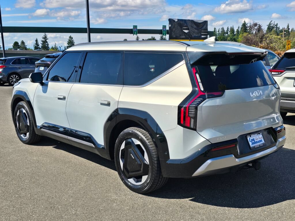 Certified 2024 Kia EV9 Land AWD/4WD image 7