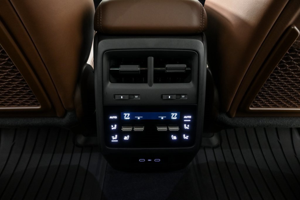 New 2025 Porsche Macan Turbo Electric image 22