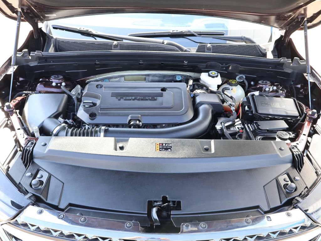 Used 2023 Buick Envision Avenir AWD/4WD image 43