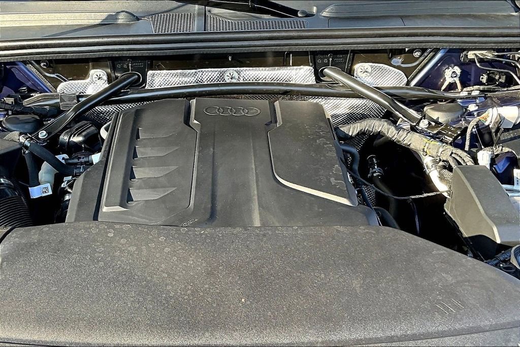 Used 2025 Audi Q5 Premium w/ Convenience Package image 30