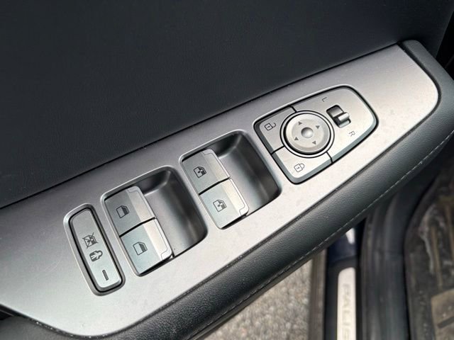 Used 2023 Hyundai Palisade Limited AWD/4WD image 12