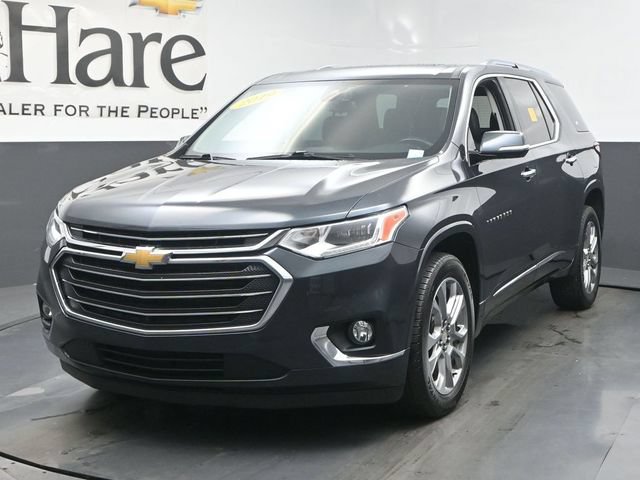 Used 2019 Chevrolet Traverse Premier w/ Driver Confidence II Package FWD image 3