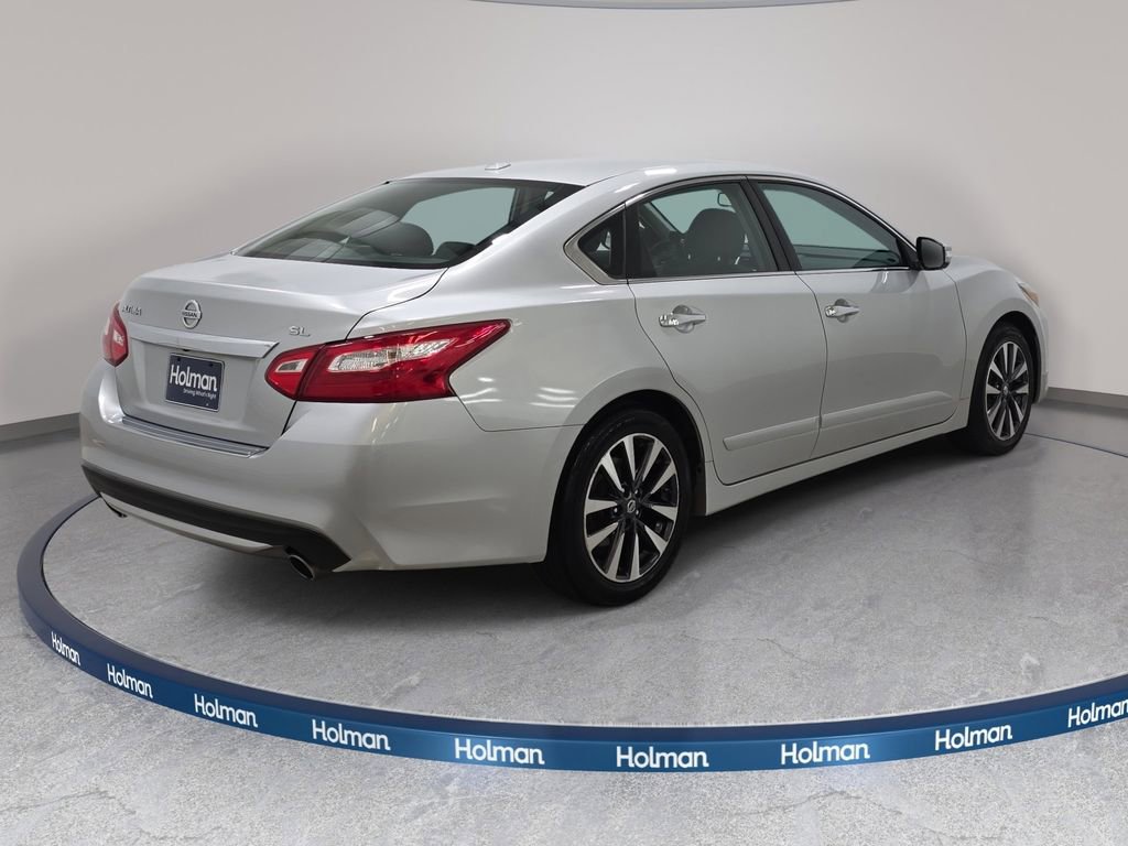 Used 2016 Nissan Altima 2.5 SL w/ 2.5 Technology w/LED Package FWD image 6