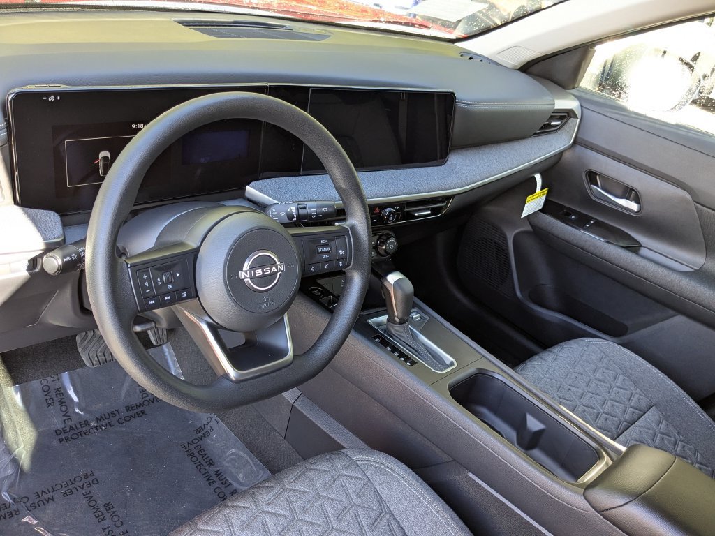 New 2026 Nissan Kicks SV w/ Cold Weather Package FWD image 14