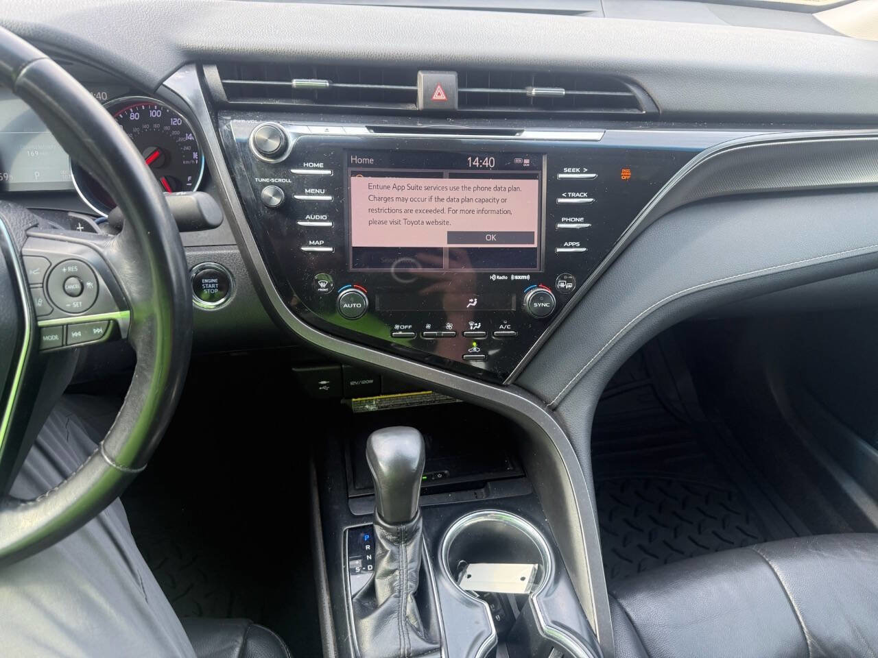 Used 2019 Toyota Camry XSE image 17