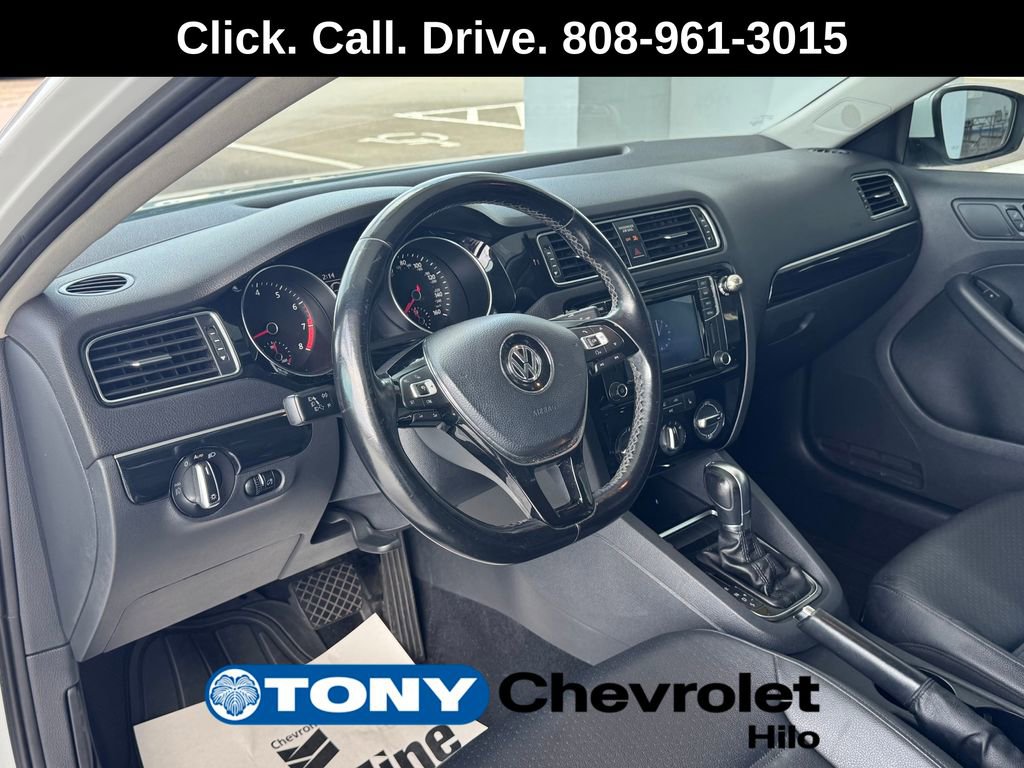 Used 2016 Volkswagen Jetta SEL w/ Lighting Package image 9