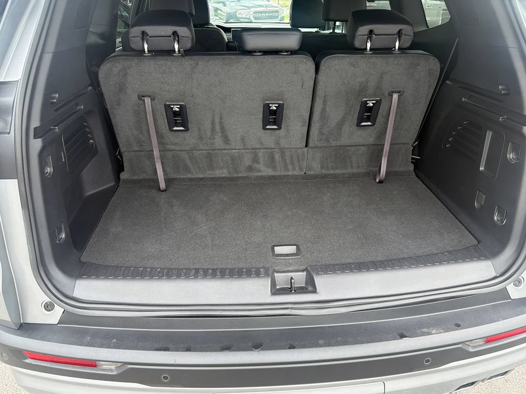 Used 2024 GMC Acadia Elevation w/ Luxury Package FWD image 23