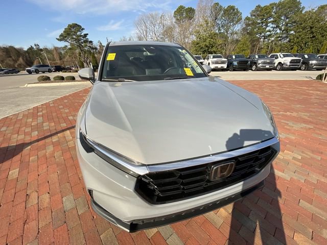 Used 2024 Honda CR-V EX image 23