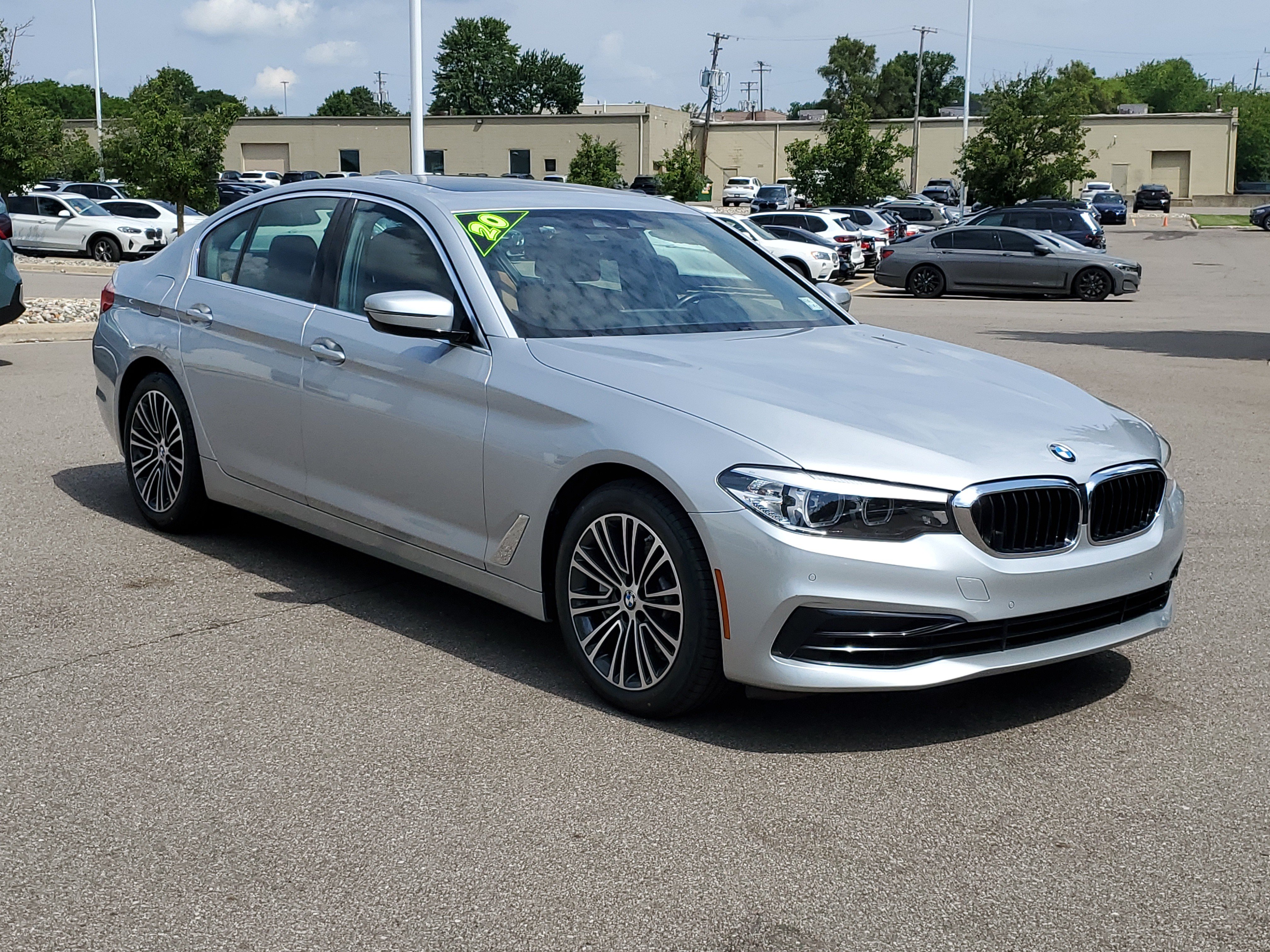 Used 2020 BMW 540i xDrive w/ Premium Package AWD/4WD video 2