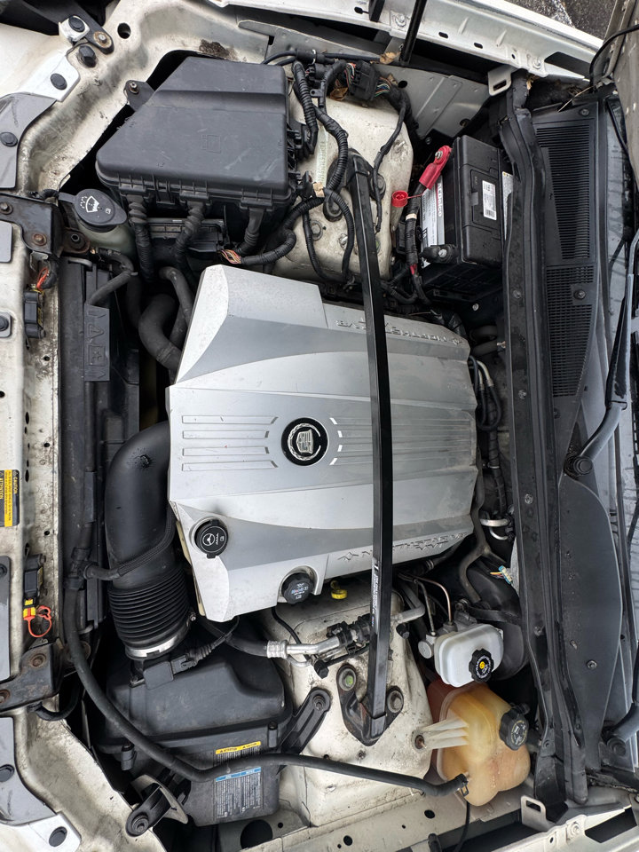 Used 2005 Cadillac SRX V8 w/ Preferred Equipment Group image 20