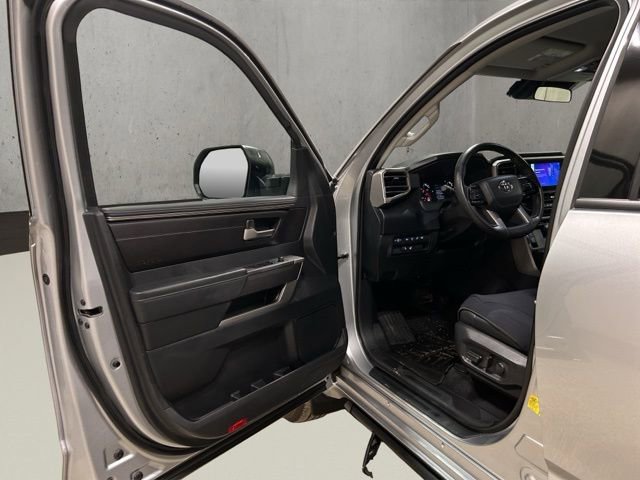 Used 2022 Toyota Tundra SR5 w/ SR5 Premium Package image 11