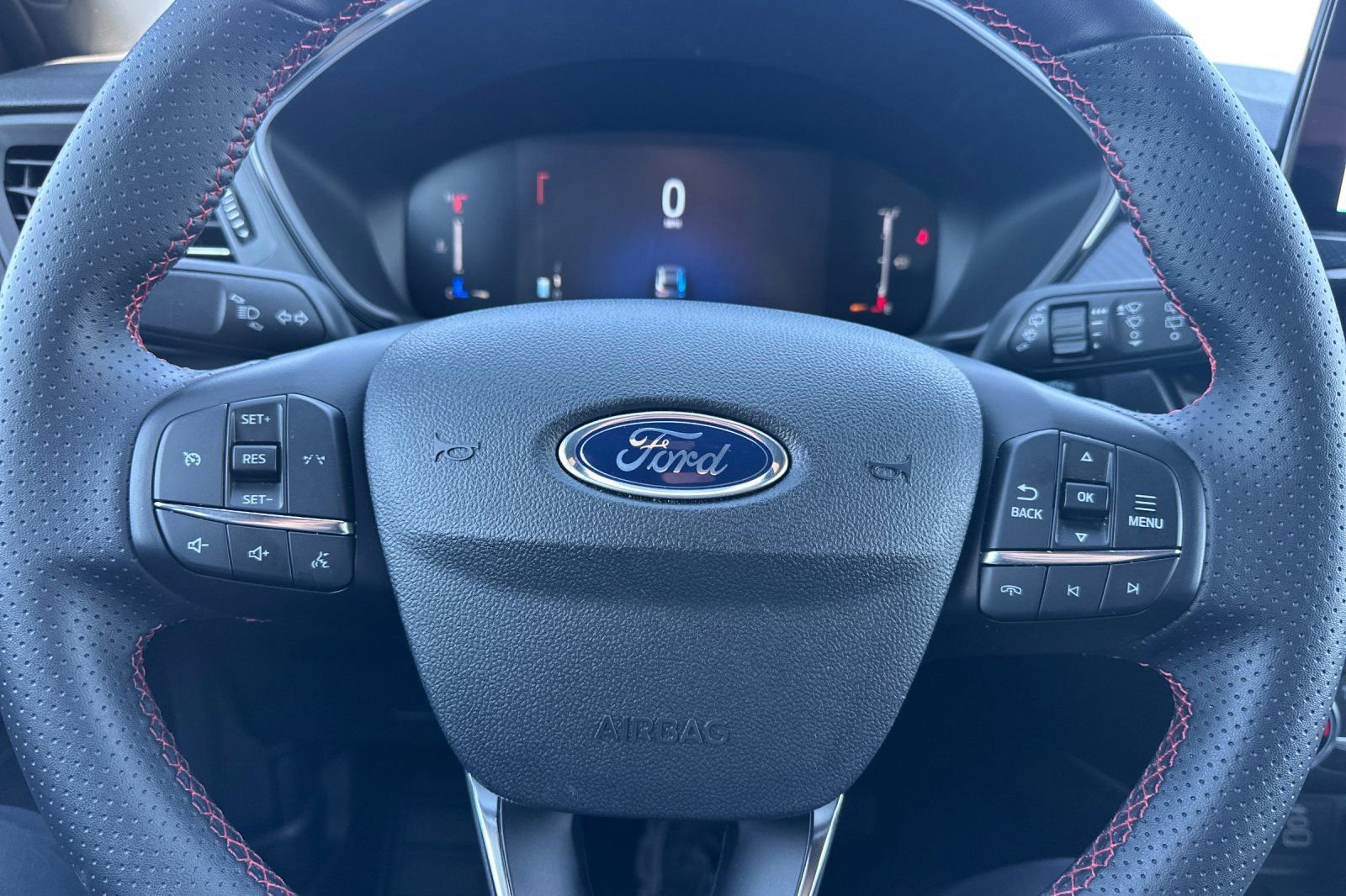 Used 2025 Ford Escape ST-Line image 23