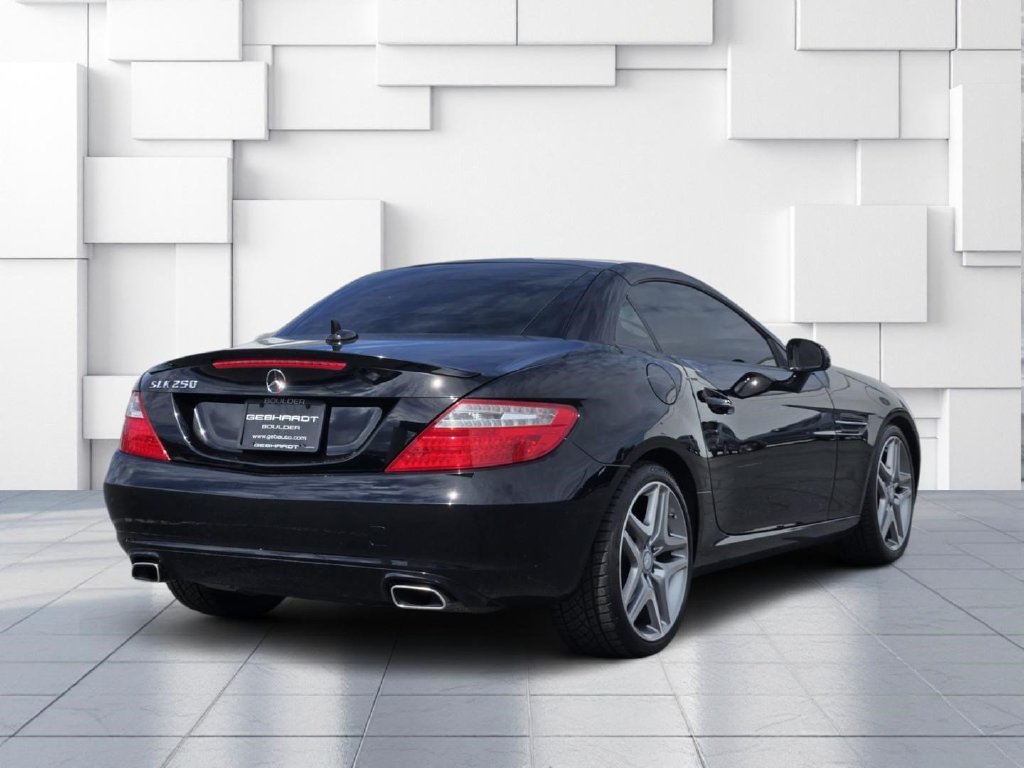 Used 2014 Mercedes-Benz SLK 250 image 7