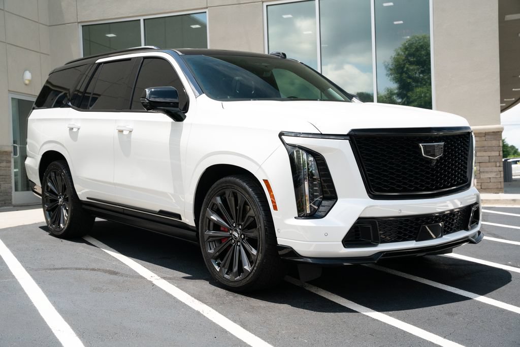 Used 2025 Cadillac Escalade V AWD/4WD image 7