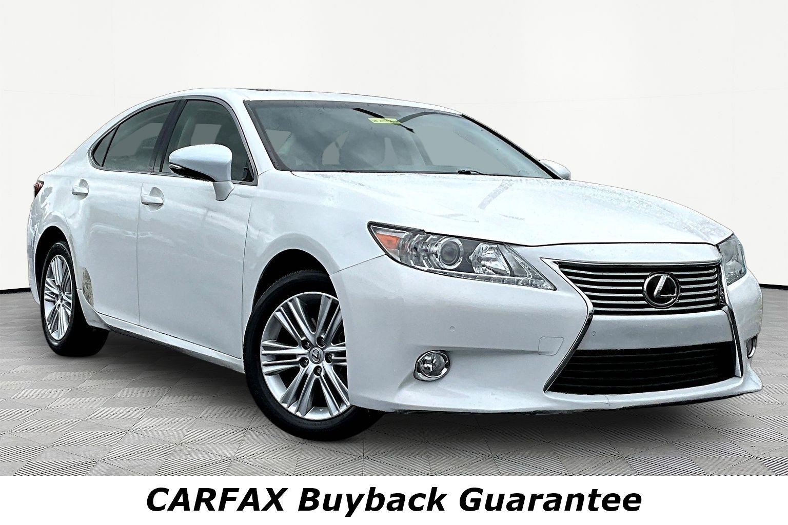 Used 2015 Lexus ES 350 w/ Premium Package FWD image 3