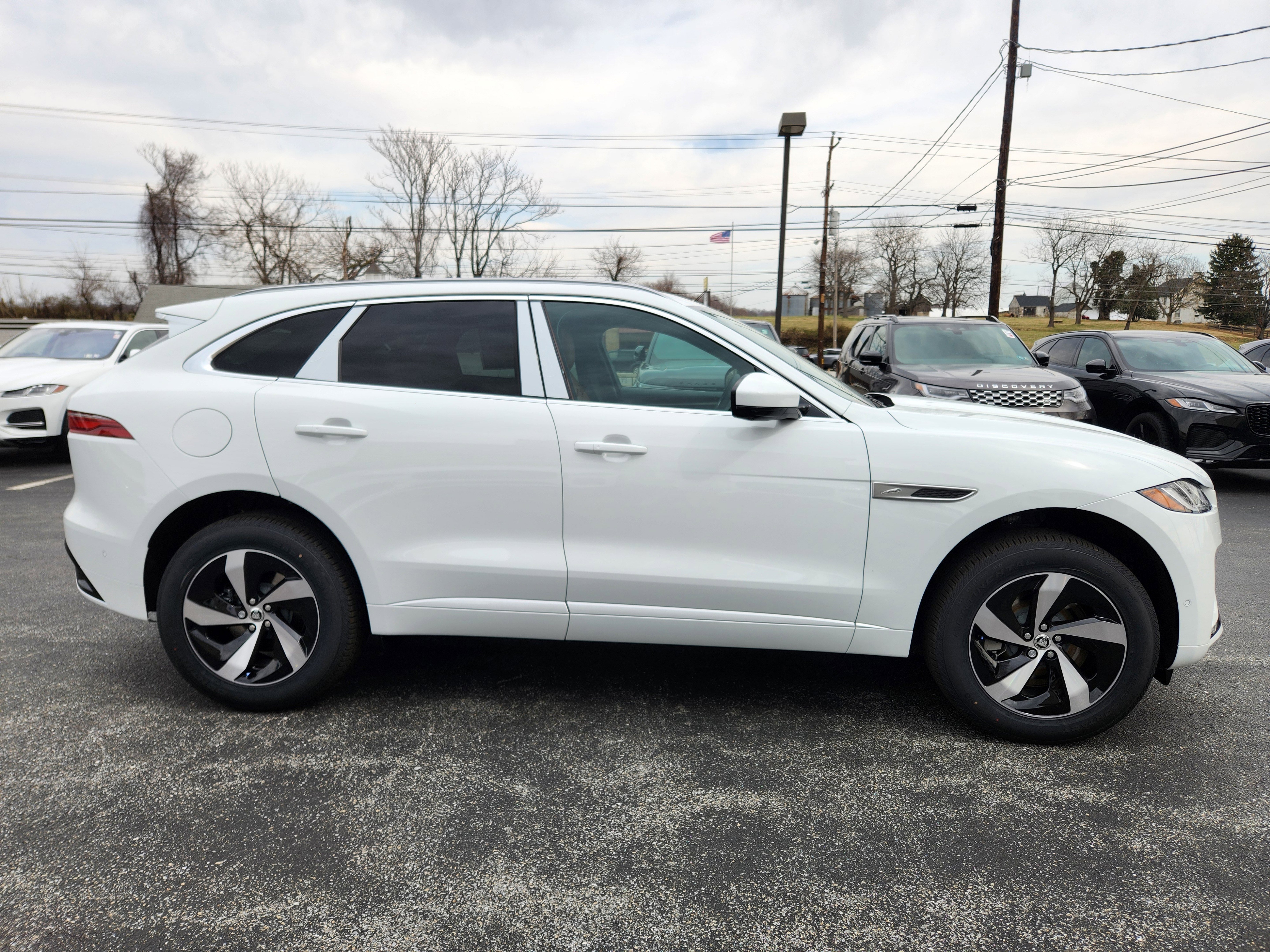 New 2026 Jaguar F-PACE R-Dynamic S image 6