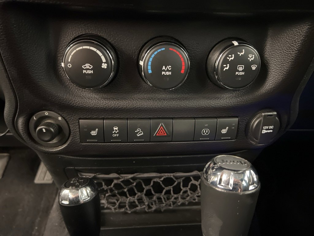 Used 2016 Jeep Wrangler Unlimited Sahara w/ Dual Top Group image 12