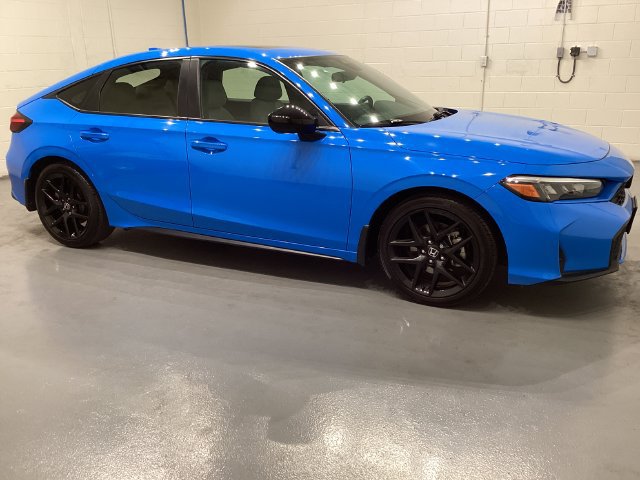 Used 2025 Honda Civic Sport image 8