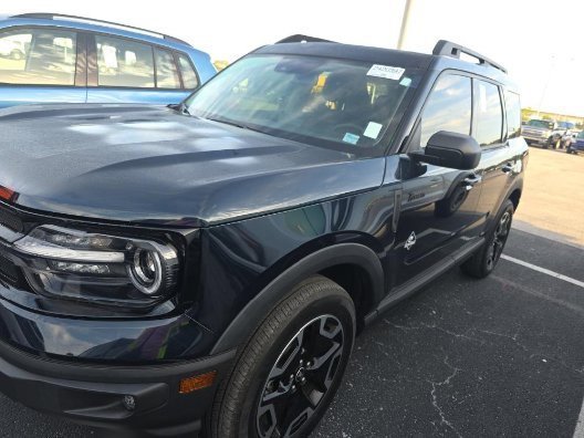 Used 2023 Ford Bronco Sport Outer Banks w/ Tech Package image 2