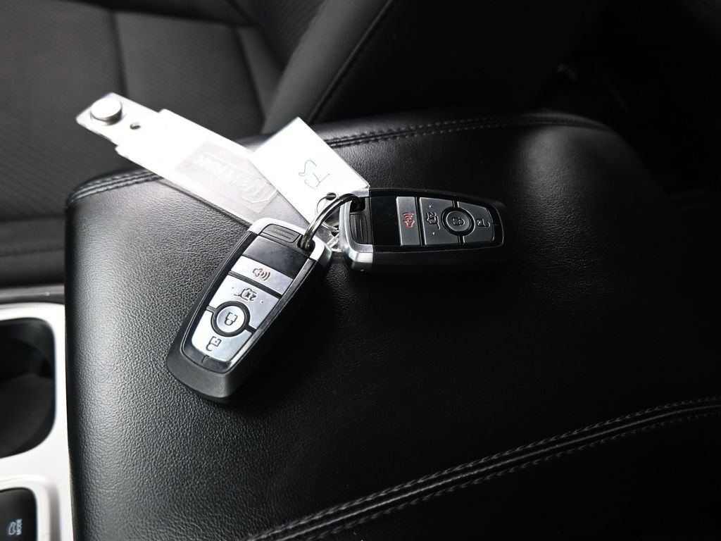 Certified 2022 Ford Explorer XLT image 19