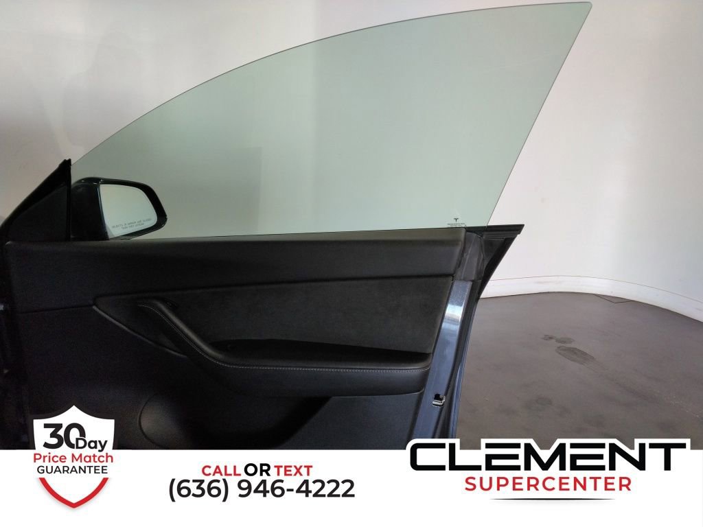 Used 2022 Tesla Model Y Performance image 31