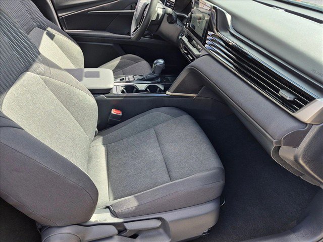 Used 2026 Toyota Camry LE FWD image 19