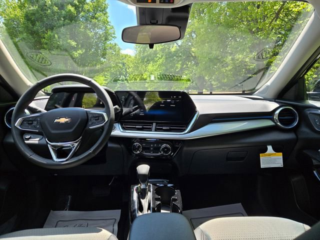 New 2026 Chevrolet Trax LT FWD image 11