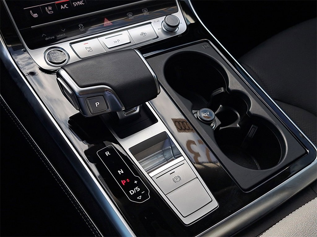 Certified 2023 Audi Q8 Prestige image 15