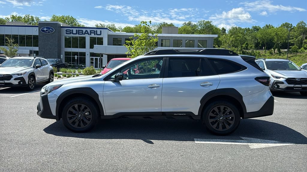 Certified 2025 Subaru Outback Onyx Edition AWD/4WD image 4