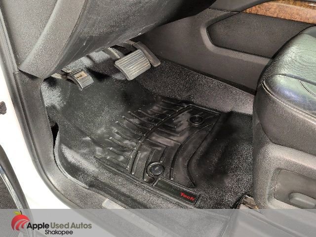 Used 2016 Chevrolet Suburban LTZ image 16