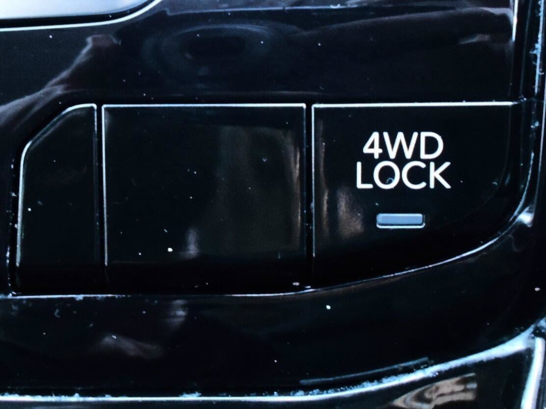 Certified 2022 Jeep Compass Limited AWD/4WD image 13