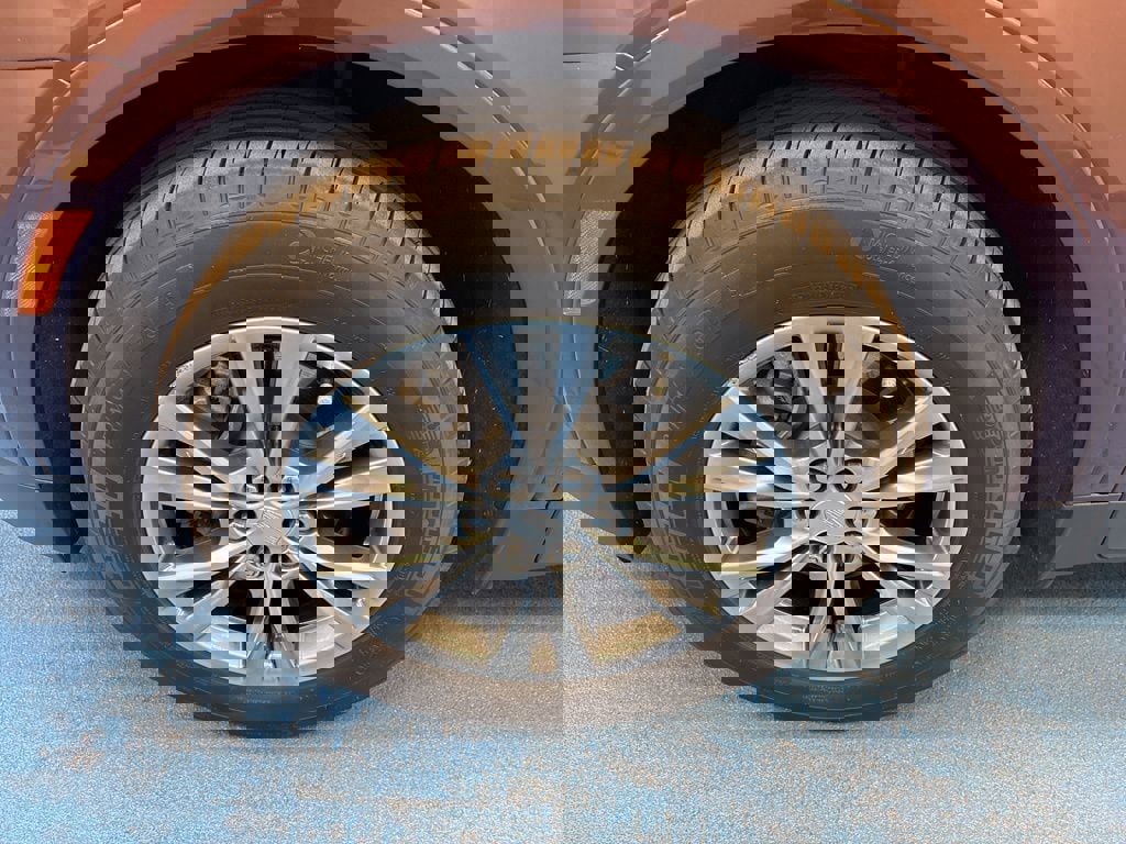 Used 2022 Cadillac XT5 Premium Luxury image 17