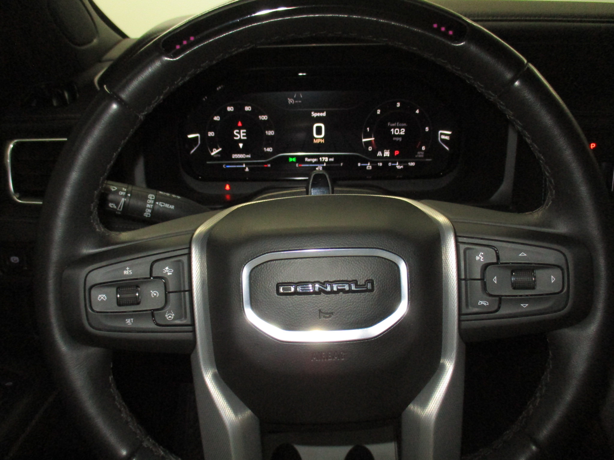 Certified 2024 GMC Yukon Denali w/ Advanced Technology Package AWD/4WD image 36