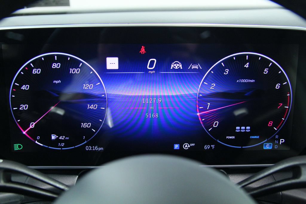 Used 2026 Mercedes-Benz GLC 300 4MATIC image 16