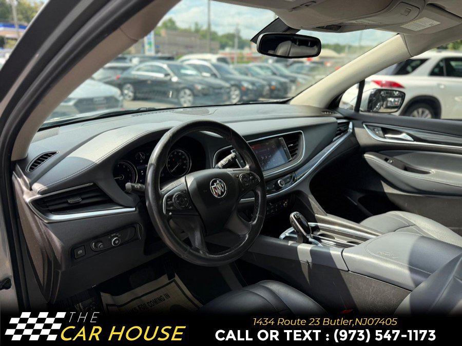 Used 2021 Buick Enclave Essence w/ Sound and Sites Package AWD/4WD image 14