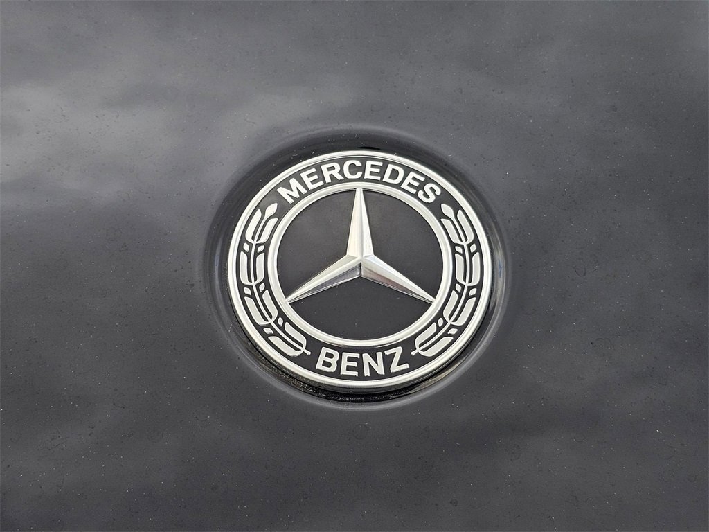 Used 2025 Mercedes-Benz GLB 250 image 10