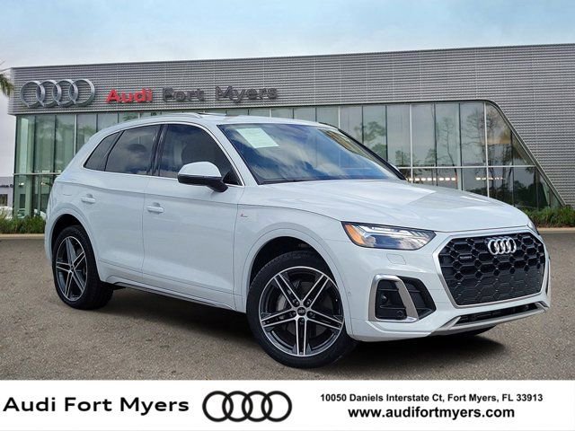 Certified 2024 Audi Q5 e Prestige w/ Prestige Package AWD/4WD image 1