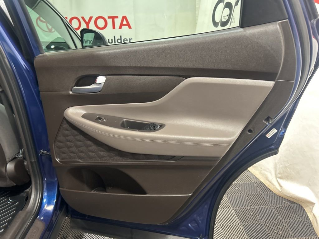 Used 2020 Hyundai Santa Fe SE AWD/4WD image 14